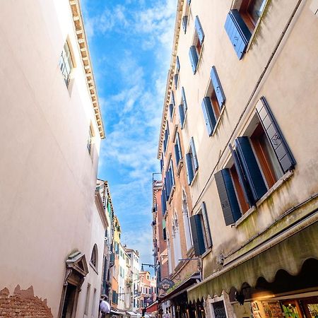 The Lion'S House Apt1 Venesia Bagian luar foto