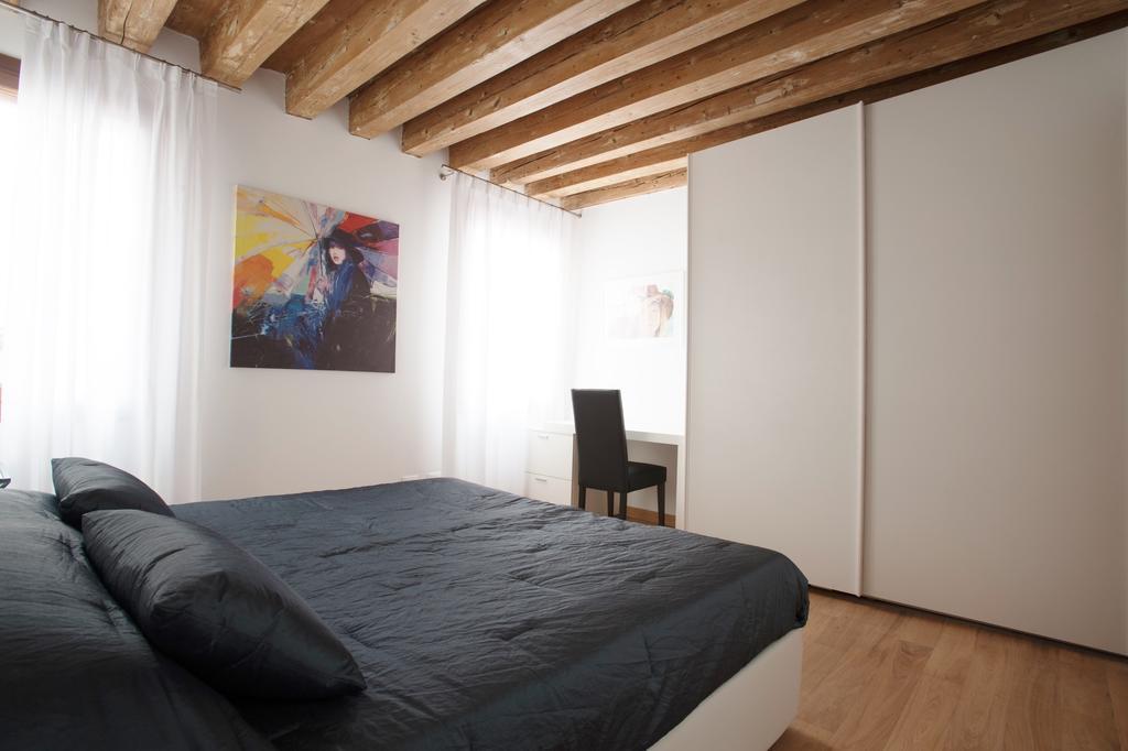 The Lion'S House Apt1 Venesia Ruang foto